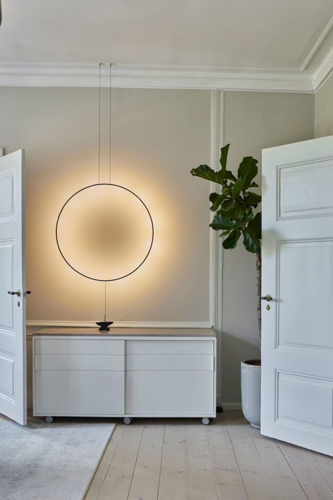 Vi har skabt specialinventar i fredede bygninger, hvor funktion, materialer og historie smelter sammen i tidløst håndværk.